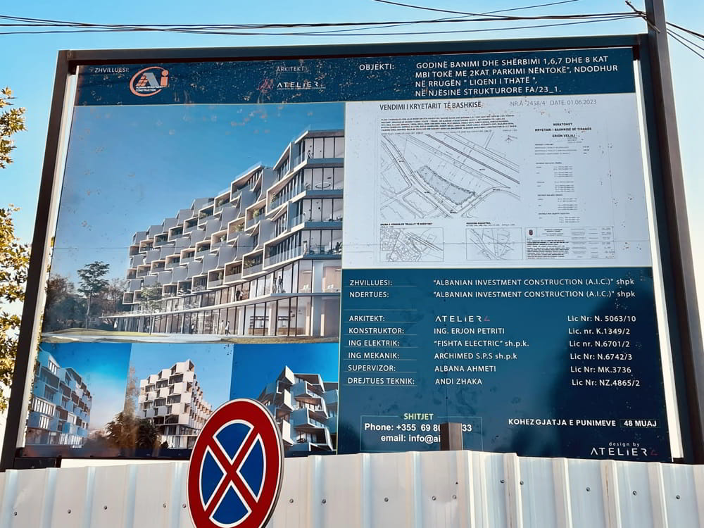 Godine banimi dhe sherbimi 1, 6, 7 dhe 8 kat mbi toke dhe 2 kat parkimi nentoke ne rrugen Liqeni i Thate